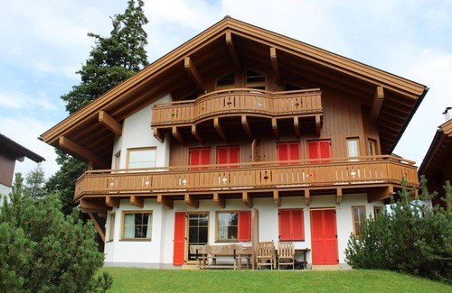 Hochkrimml Apartment | Cozy apartment with mountain views and close to the slopes