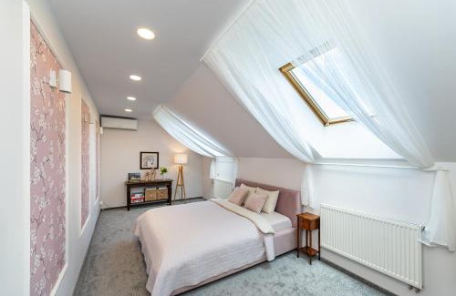 Kaunas Apartment | Cozy apartments by the river near old town