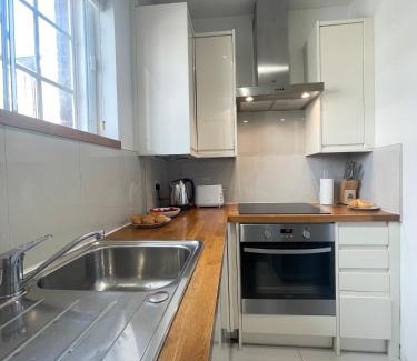 Westminster Apartment | Cozy Apartments in Westminster