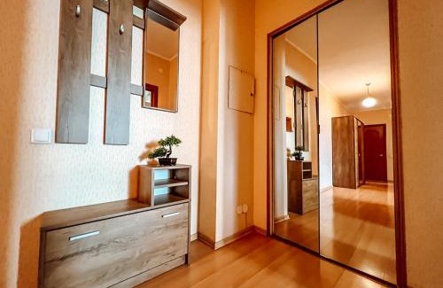 Dniprovs'kyi District Apartment | Cozy apartments on the Left Bank