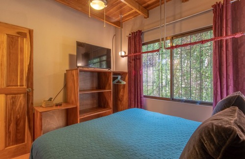 Playa Guiones House | Cozy Beach Casita/Walk to Beach and Yoga!