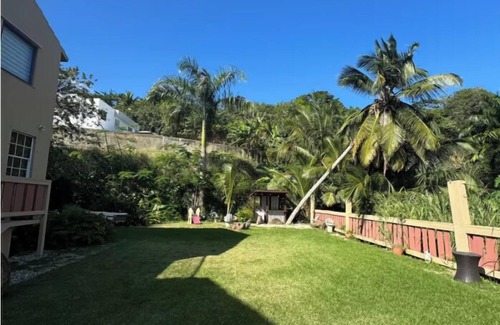 Cerro Gordo House | Cozy Beach Home with Pool, Game Room & Gym – Walk to the Beach