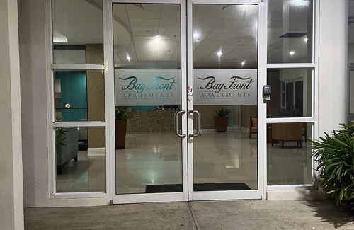 Portmore Apartment | Cozy Beachfront Apartment,n