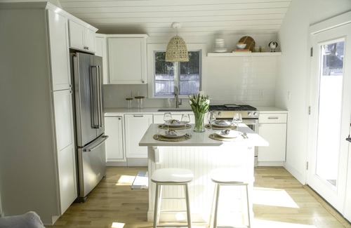 West Hyannisport House | Cozy BRAND NEW.3 bed 1 Bath, .8 Mile to Beach.