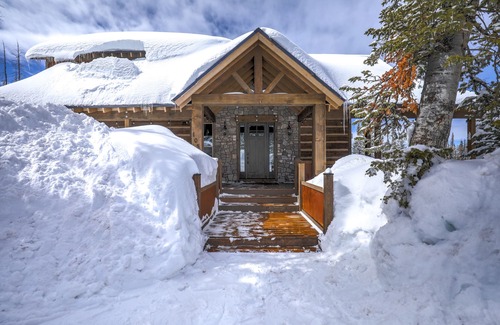 Brian Head House | Cozy Brian Head Cabin Near Ski Resorts, Bike Trails, and National Forests