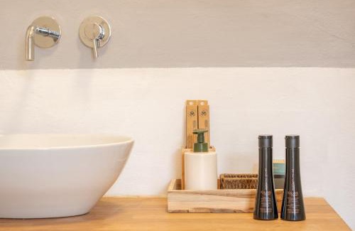 Le Cure Apartment | Cozy Bruni House in Florence
