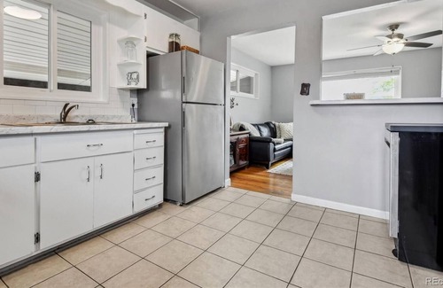 Twin Lakes House | Cozy Bungalow in Perfect Location