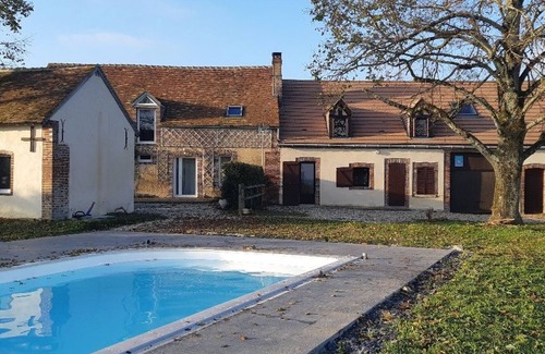Douchy Cottage | Cozy Countryside Cottage with Spacious Garden – Sleeps 4-5