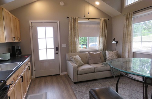 Nebraska City Cabin | Cozy cabin 2 in wonderful Nebraska City with WiFi, AC