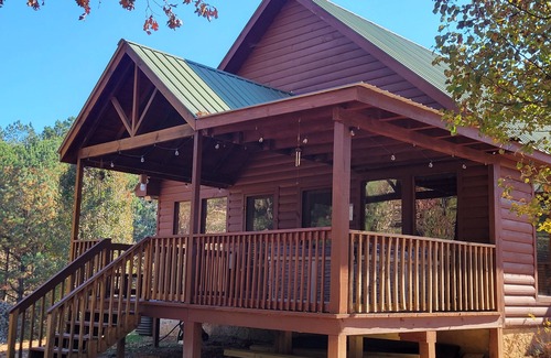 Copperhill Cabin | Cozy Cabin at Copperhill, Tn. nFire Pit, Hot Tub, Nature Trails.WOW
