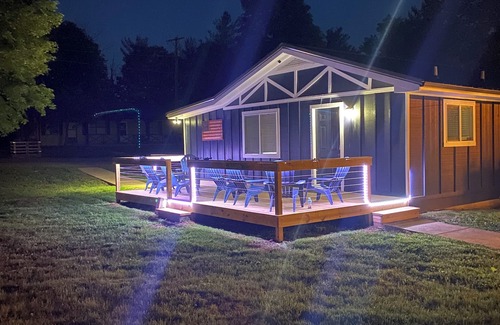 Sloans Valley Cabin | Cozy Cabin at Villager Resort on Lake Cumberland KY
