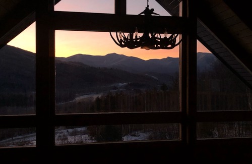 Gorham Ski Chalet | Cozy Cabin Getaway North of White Mountains