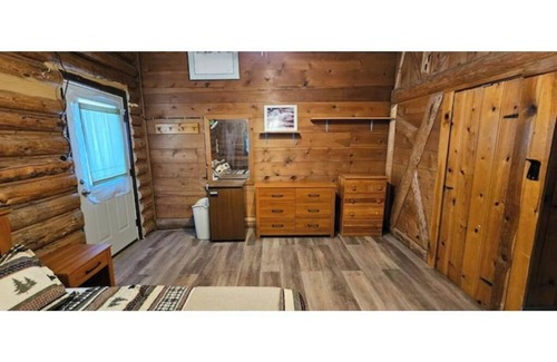Cooke City-Silver Gate Cabin | Cozy Cabin in Cooke City
