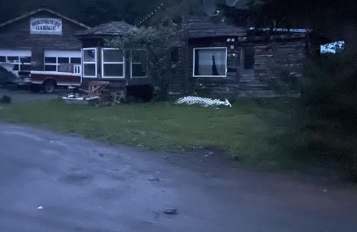 Bird Creek Cabin | Cozy cabin near Girdwood breathtaking views coastal bike trail private escape