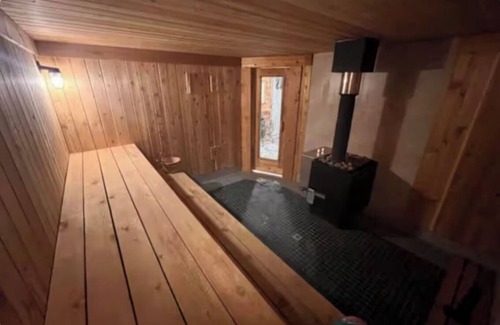 Pine City Cabin | Cozy Cabin next to crossing of Snake and ST.Croix rivers in Pine City, Minnesota