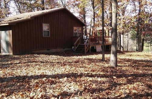 Scranton Cabin | Cozy Cabin off the Arkansas River w/Hot Tub!
