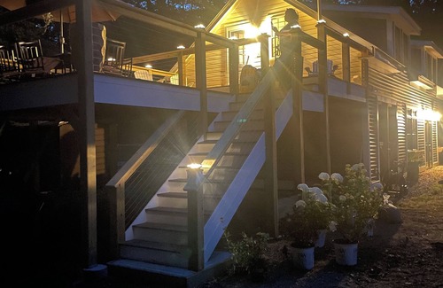 Center Ossipee Cottage | Cozy Carriage House on Lake Ossipee. Private beach with boat docks