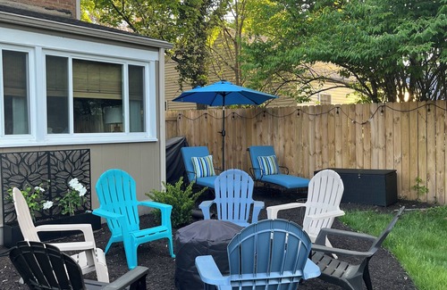 Northeast South Bend House | Cozy charmer walking distance to ND! Plenty of driveway and street parking.