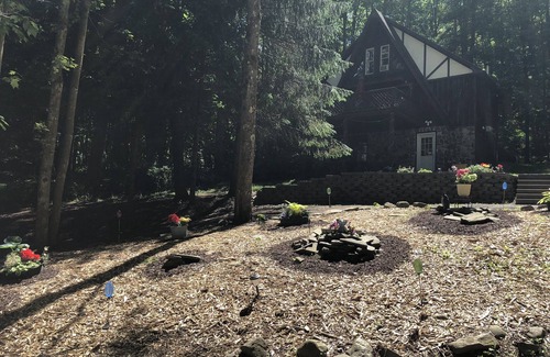 Port Crane Cabin | Cozy/Chic Cabin (ISOLATED RETREAT!) Binghamton NY