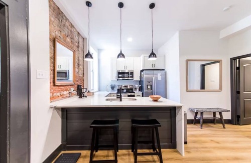 Soulard Apartment | Cozy Chic home in the heart of Soulard