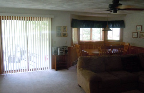 Jackson Condo | Cozy condo in the White Mountains- Close to Storyland!