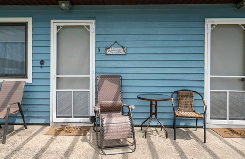 Mayfield Apartment | Cozy condo with kayaks and lake access