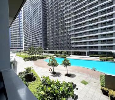 Highway Hills Apartment | Cozy Condo with pool view and FREE parking!