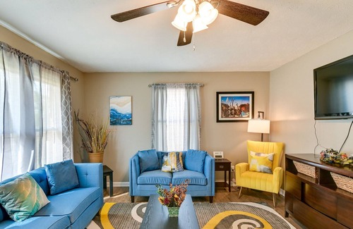 Fayetteville House | Cozy + Convenient Fayetteville Home ~ 7 Mi to Dtwn