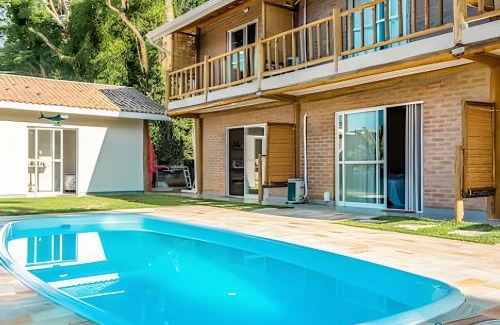 Feiticeira House | Cozy corner on Feiticeira Beach