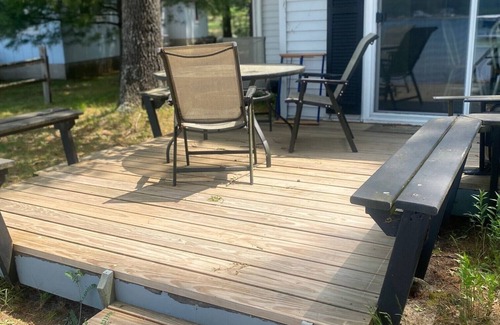 Baldwin Cottage | Cozy Cottage -2-Bedroom- on Amazing 910 Acre Big Star Lake!
