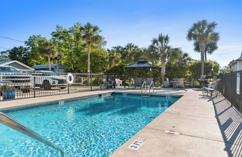 Port St. Joe Cottage | Cozy Cottage 3 of 4 Bay View | 2BR | Pool | Grill | Roll In Accessible Shower