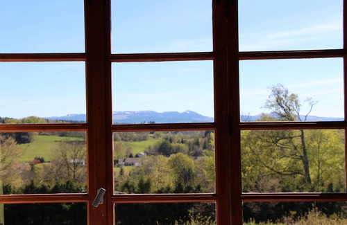 Ceyssat Ski Chalet | Cozy cottage 6 bedrooms in the volcano park of Auvergne