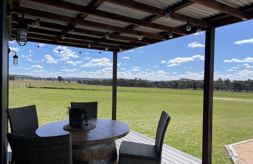 Frog Rock Cottage | Cozy cottage at Frog Rock, uninterrupted mountain views.