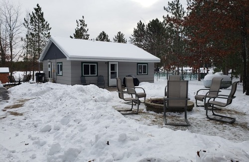 Rapid River Cottage | Cozy Cottage centrally located in the U.P!