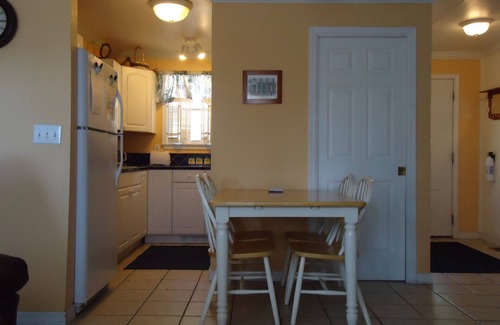 Ruidoso Cottage | COZY COTTAGE! HOT TUB & FIREPLACE. GREAT LOCATION!nBOOK FOR FALL & WINTER!
