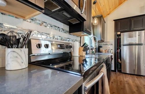 Mount Hood Village Cottage | Cozy Cottage near Mt. Hood