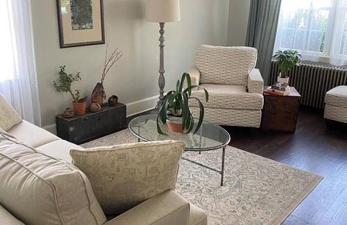 Lambertville Cottage | Cozy cottage with AC. Walk to downtown.