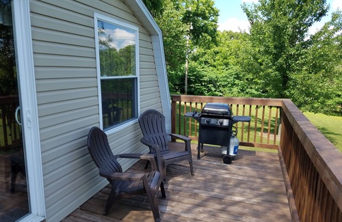 Huntingdon Cottage | Cozy Country Cottage Just Minutes From 7-points at Raystown Lake