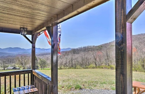 Cumberland Cabin | Cozy Cumberland Cabin in the Allegheny Mountains!