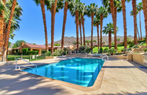 Palm Desert Condo | Cozy Dog-Friendly Condo, Shared Pool/Hot Tub, Near Golf Courses & National Park