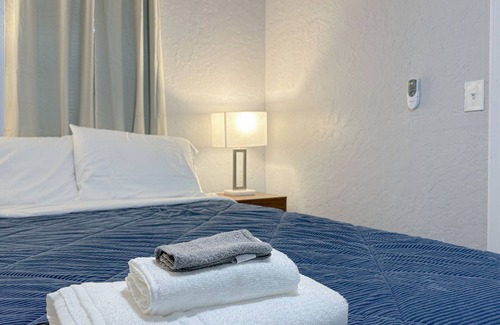 Central Oklahoma City Apartment | Cozy Downtown Escape With Full Kitchen 32A