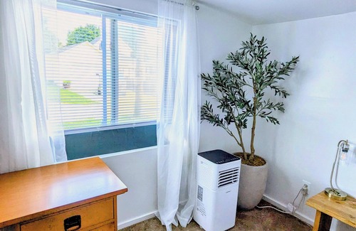 Lapeer Apartment | Cozy Downtown Lapeer Apartment