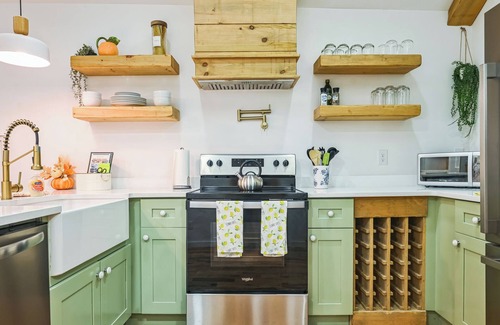 Ellijay Cabin | Cozy Ellijay A-Frame Feel 2BR/2BA Fireplace, Games, Porch & Fire Pit