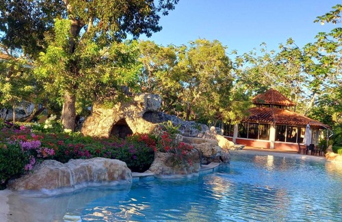 Guayacanes Apartment | Cozy & Family 3BR 2B, Sleep7, Near Beach, 2big Pool, Jacuzzy, Golf, Restasurant