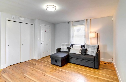 Frostburg Apartment | Cozy Frostburg Apartment by FSU Campus!