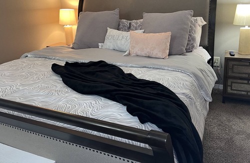 Fondren Apartment | Cozy Gated 1-Bedroom Apartment