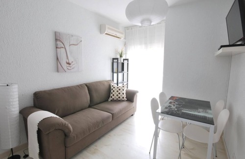 Gracia Apartment | Cozy Gaudí Apartment in Gracia
