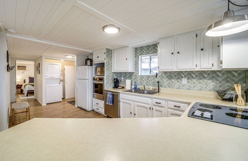 Grand Coulee House | Cozy Grand Coulee Home w/Deck & Views!