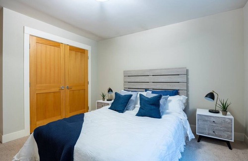 Canyon Heights House | Cozy Guest Suite w A/C & playground
