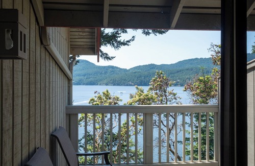 Rosario Hotel | Cozy Harborside Stay | Secluded Orcas Island Getaway- Harborside 2453